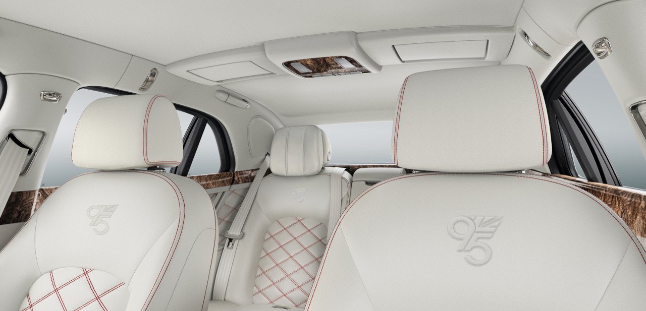 Interior en cuero blanco del Bentley Mulsane